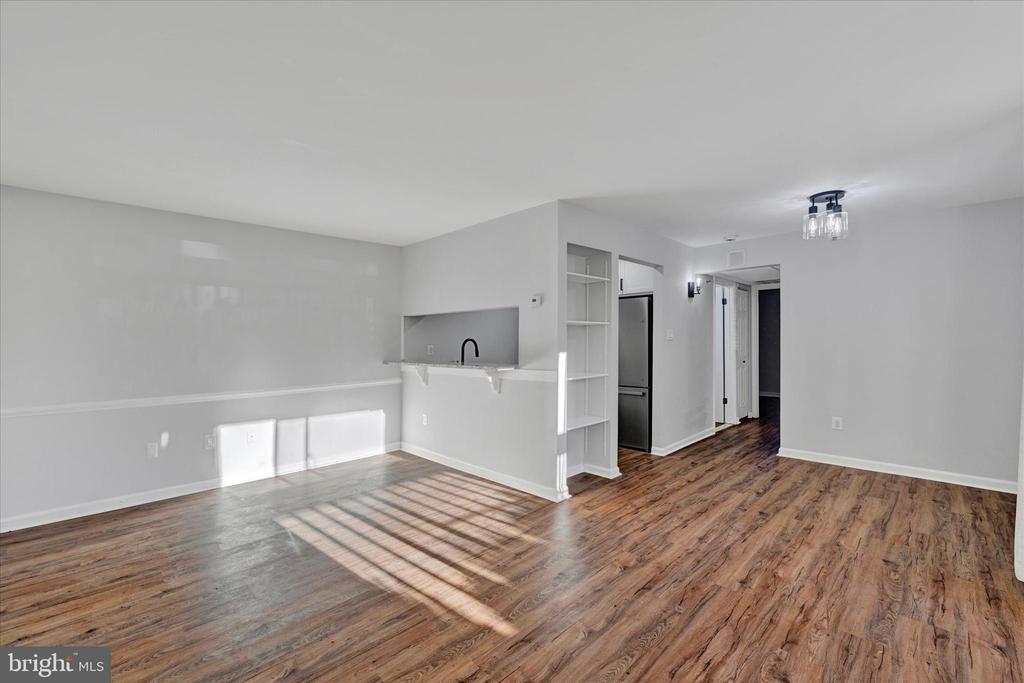 1256 SUGARWOOD CIRCLE 104