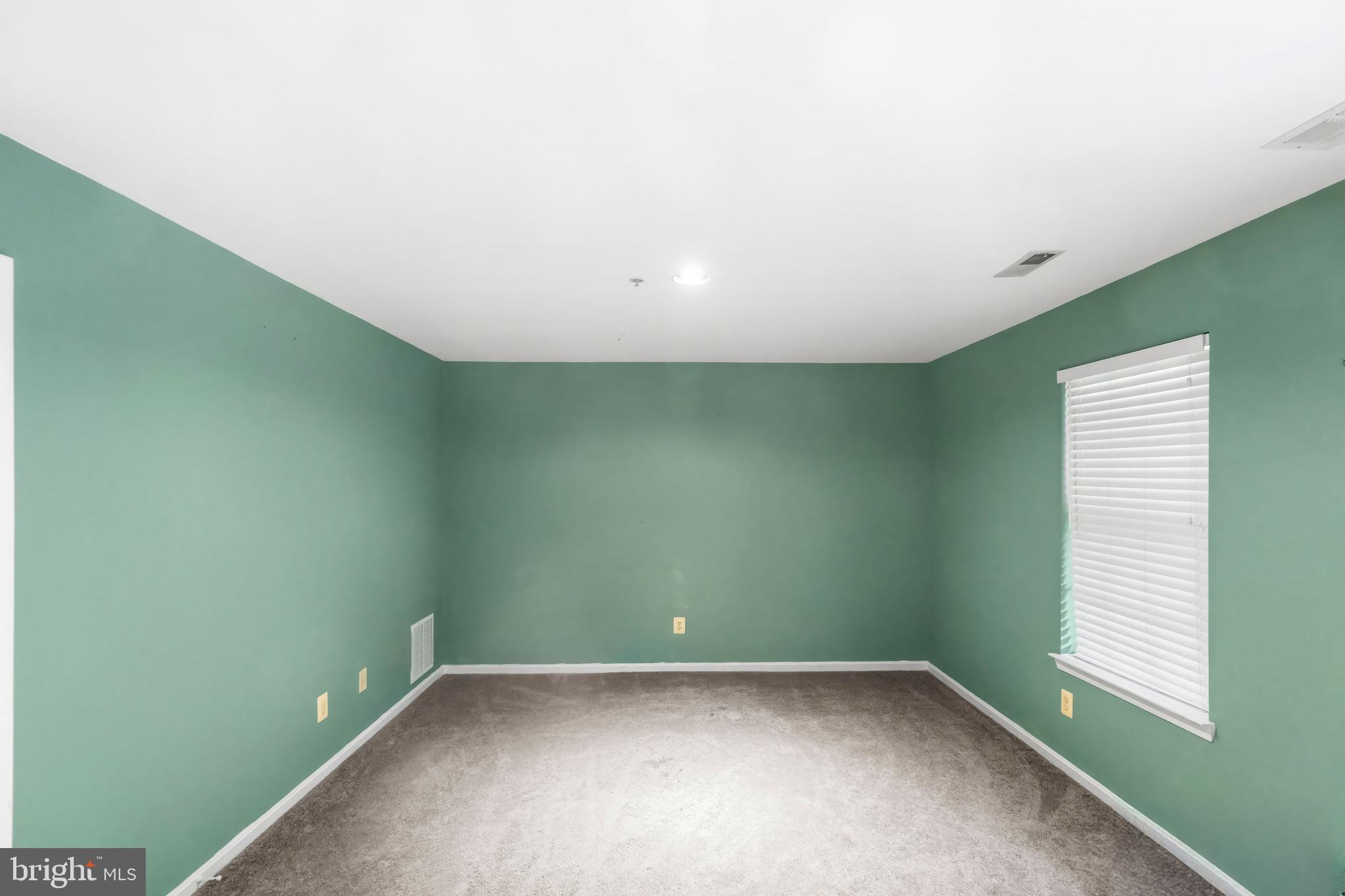 2 CAROB COURT