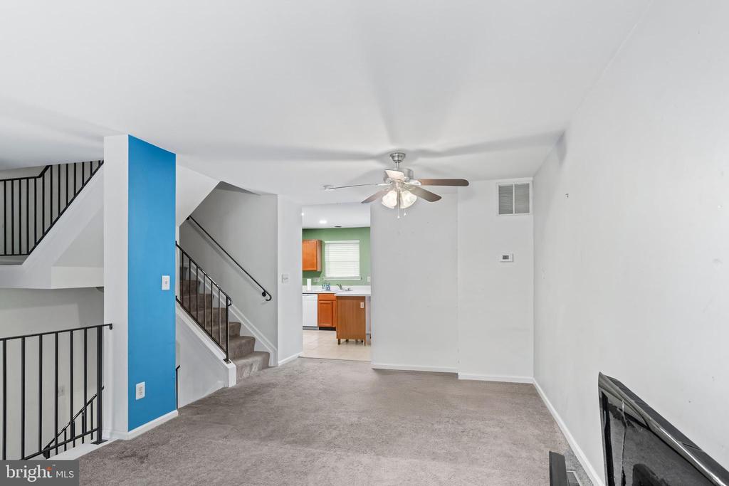 2 CAROB COURT