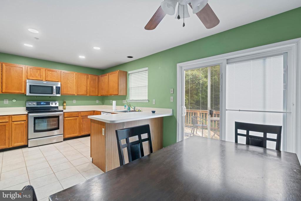 2 CAROB COURT