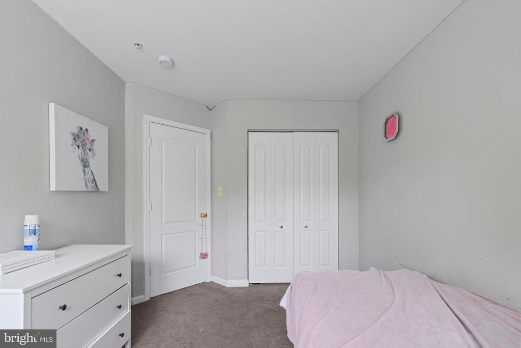 2 CAROB COURT