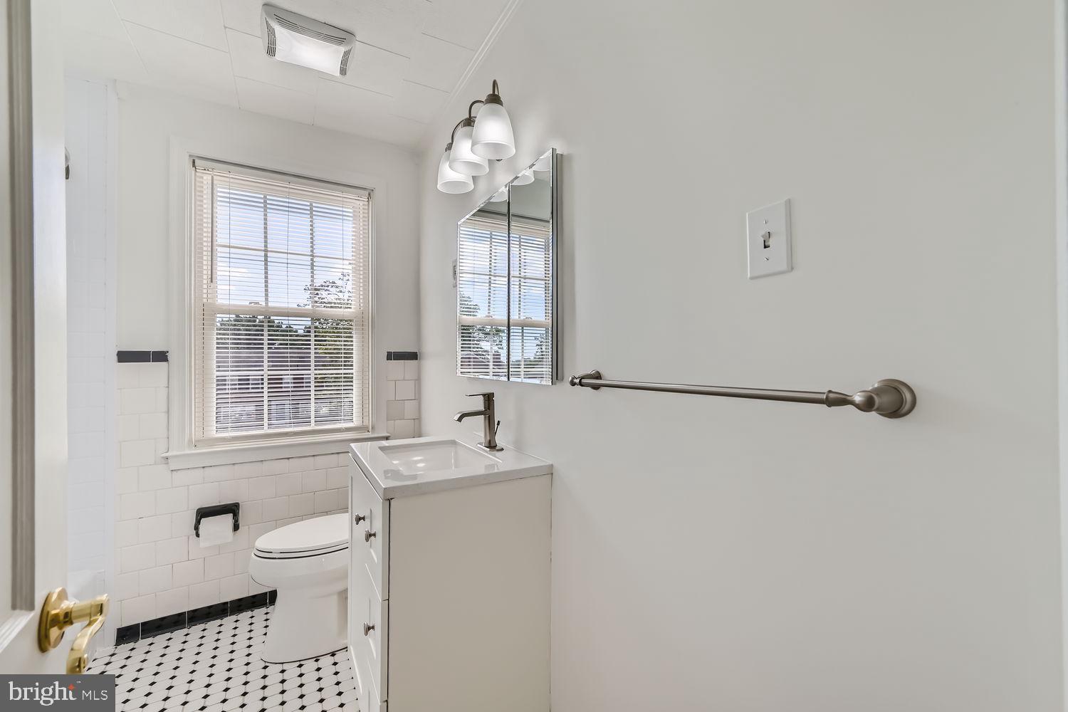 1552 PUTTY HILL AVENUE