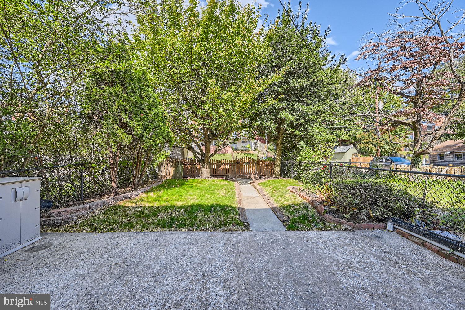 1552 PUTTY HILL AVENUE