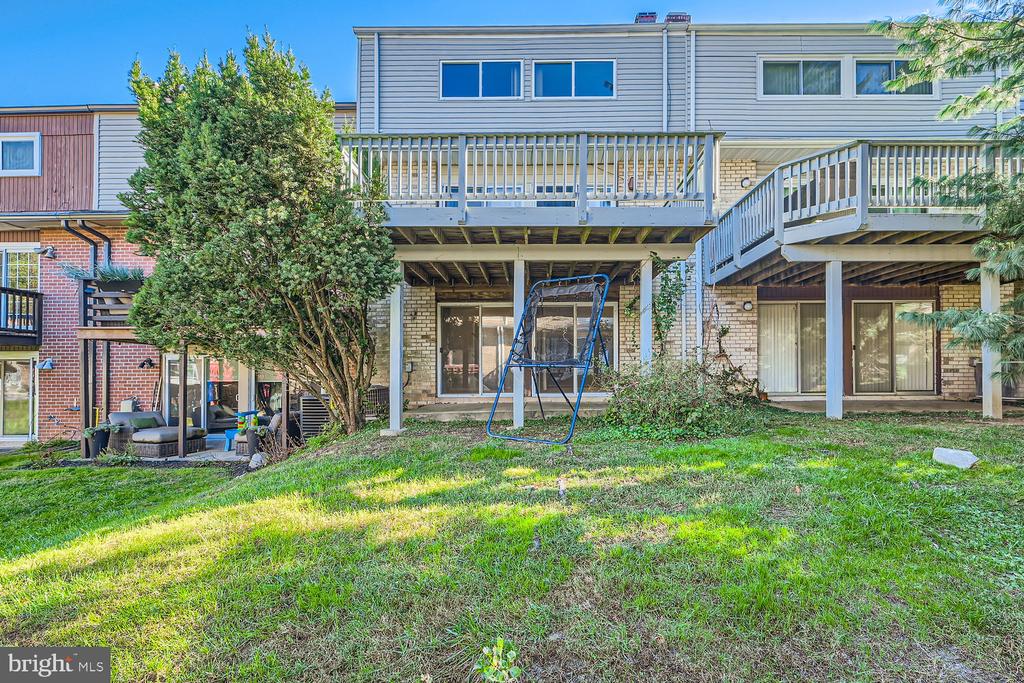 110 WINDBLOWN COURT