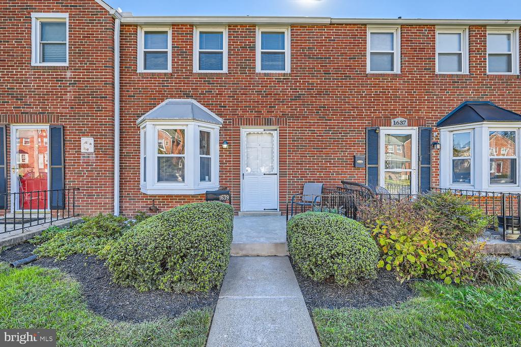 1639 THETFORD ROAD