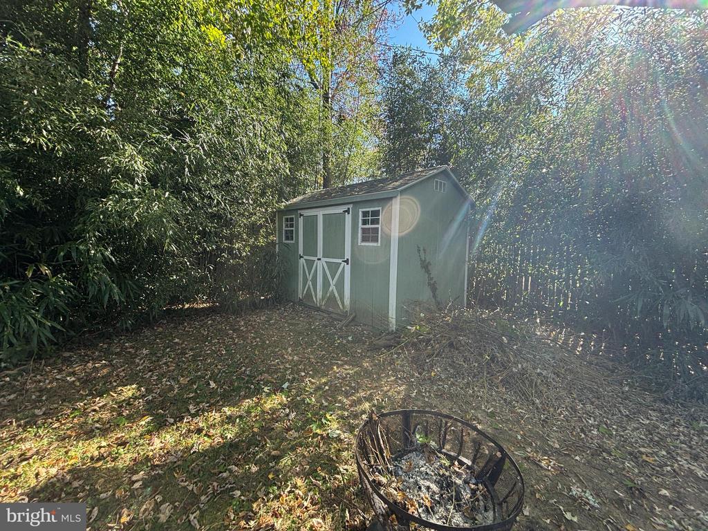 503 FAIRWAY COURT