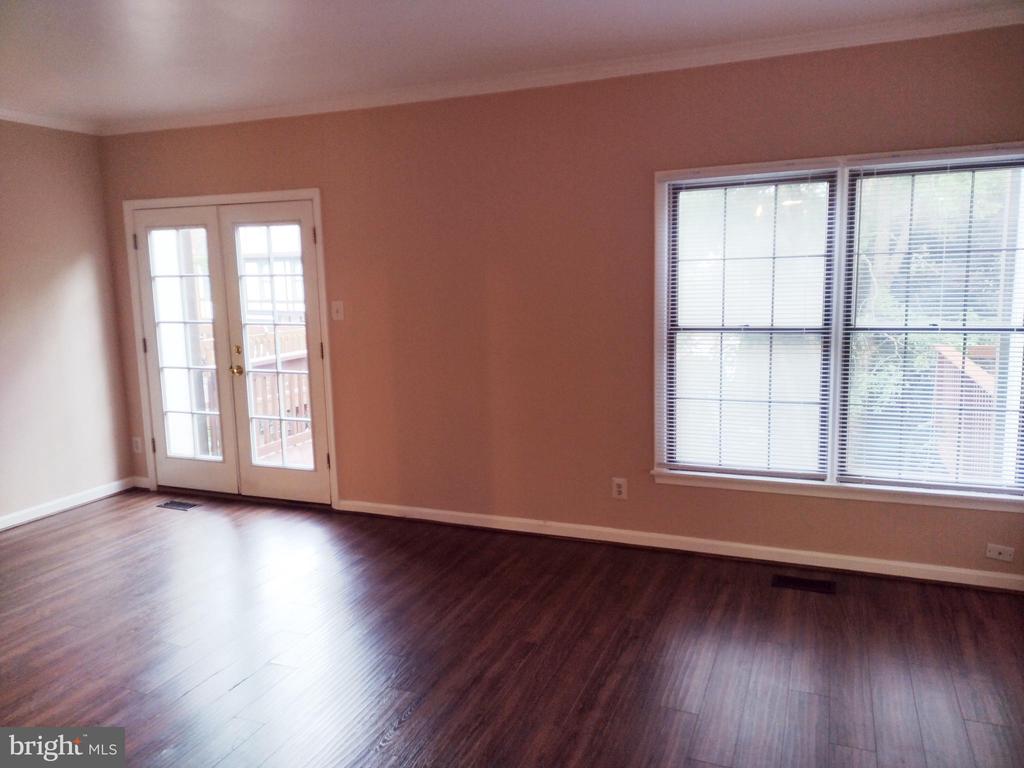 82 TUDOR COURT
