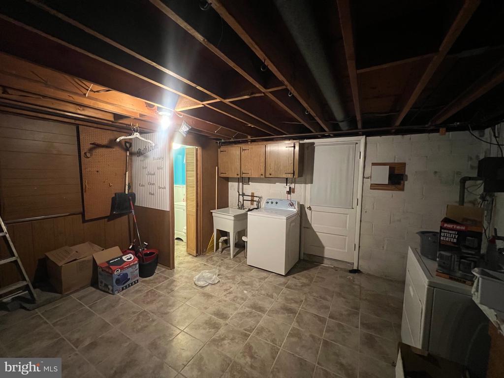 4041 CARTHAGE ROAD