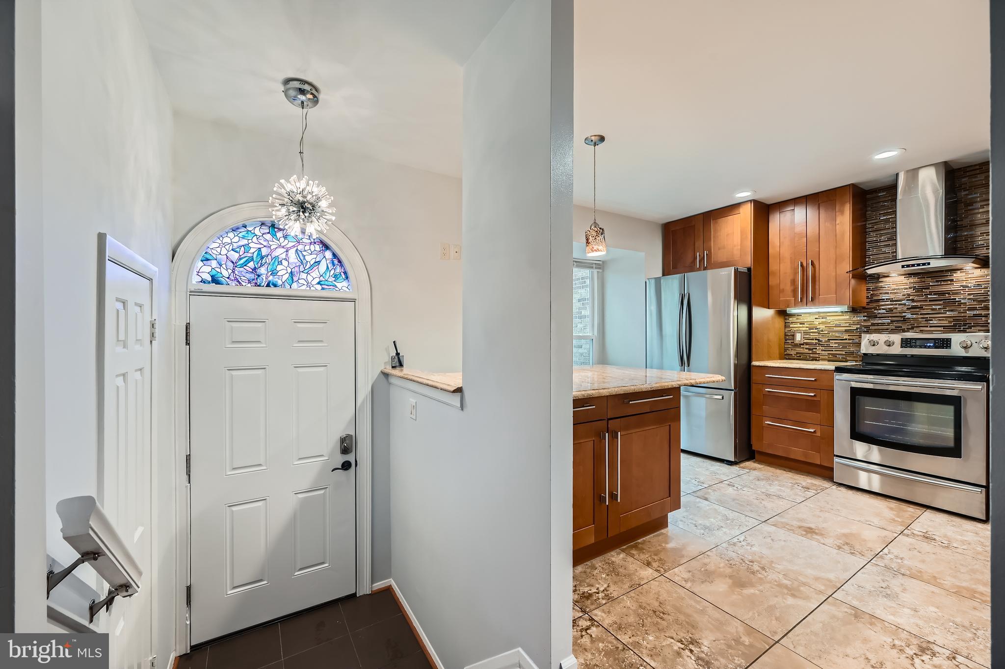 19 HUNTING HORN CIRCLE