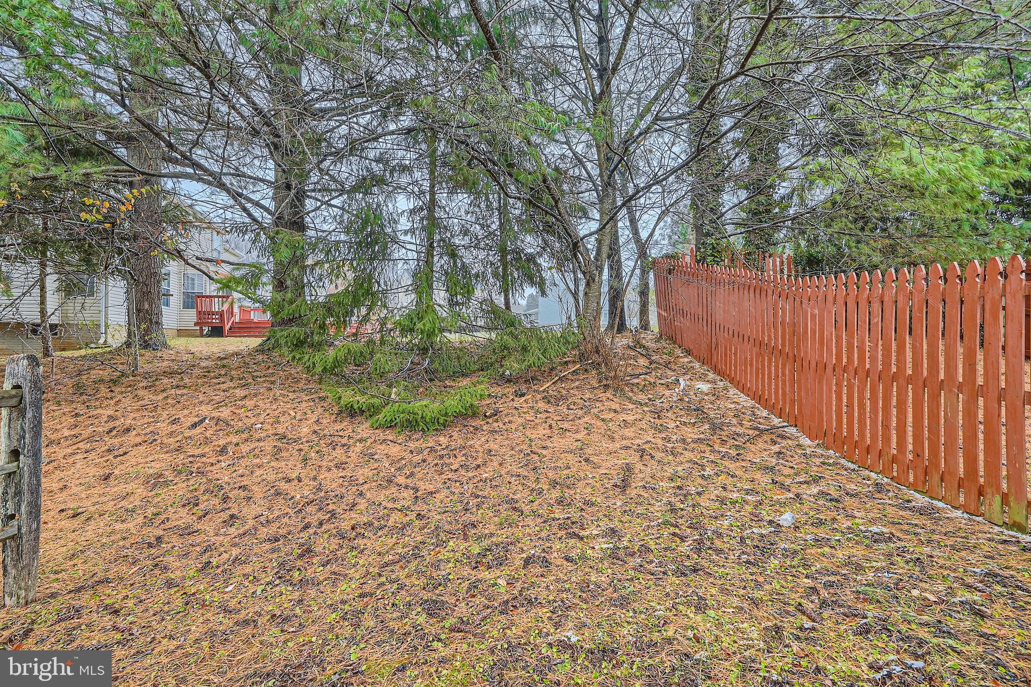 19 HUNTING HORN CIRCLE
