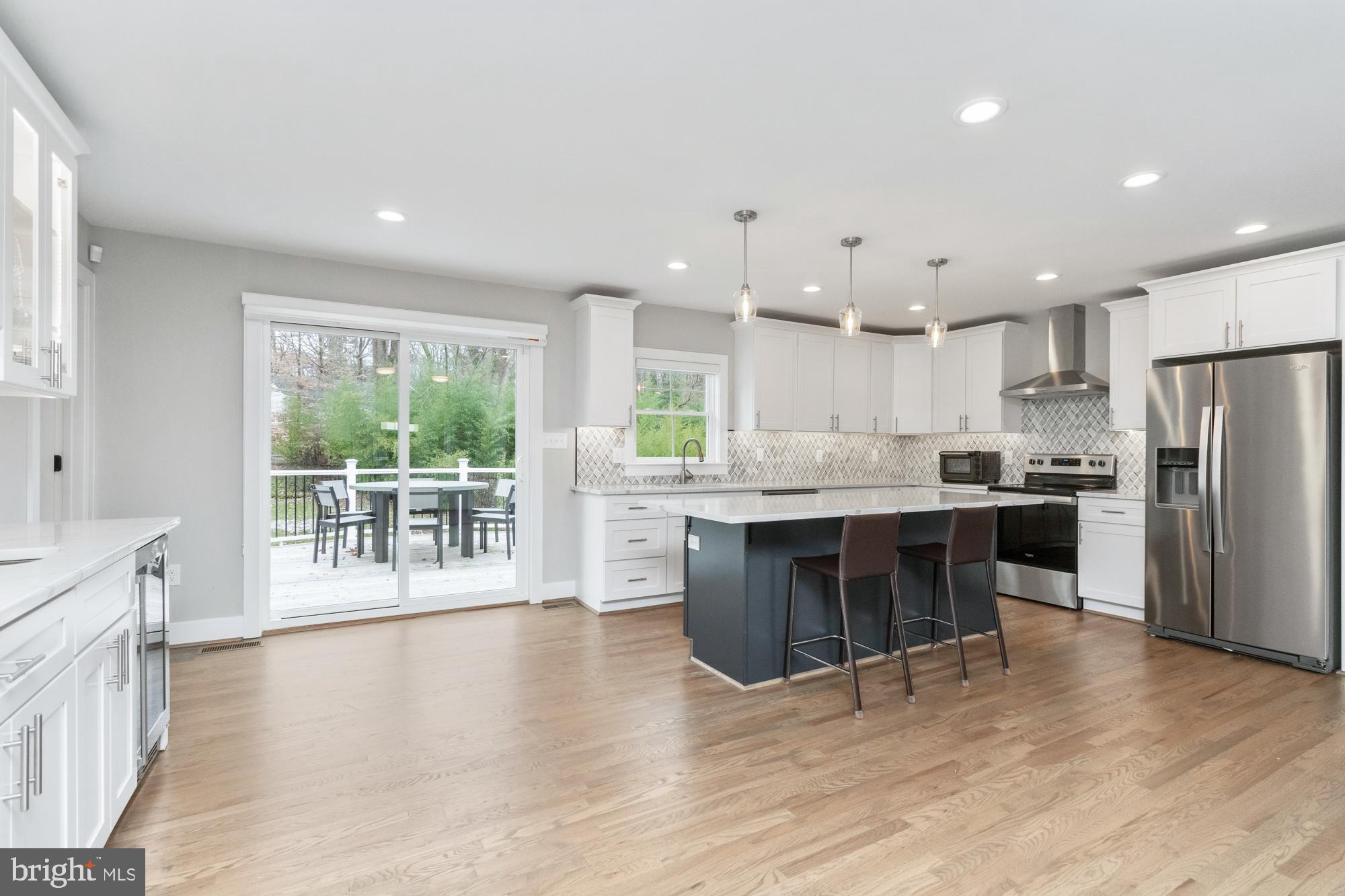 1406 AUTUMN LEAF ROAD