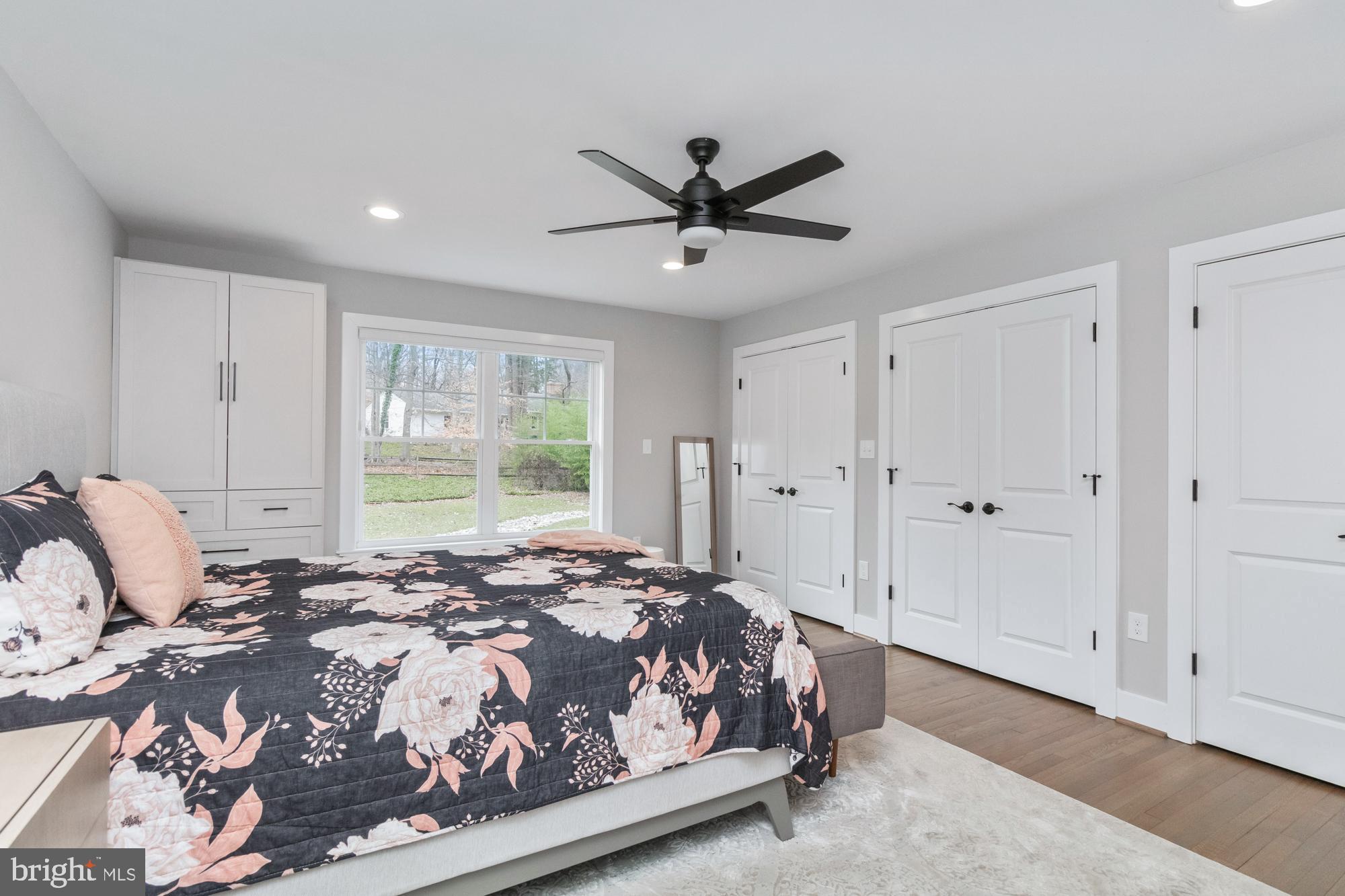 1406 AUTUMN LEAF ROAD