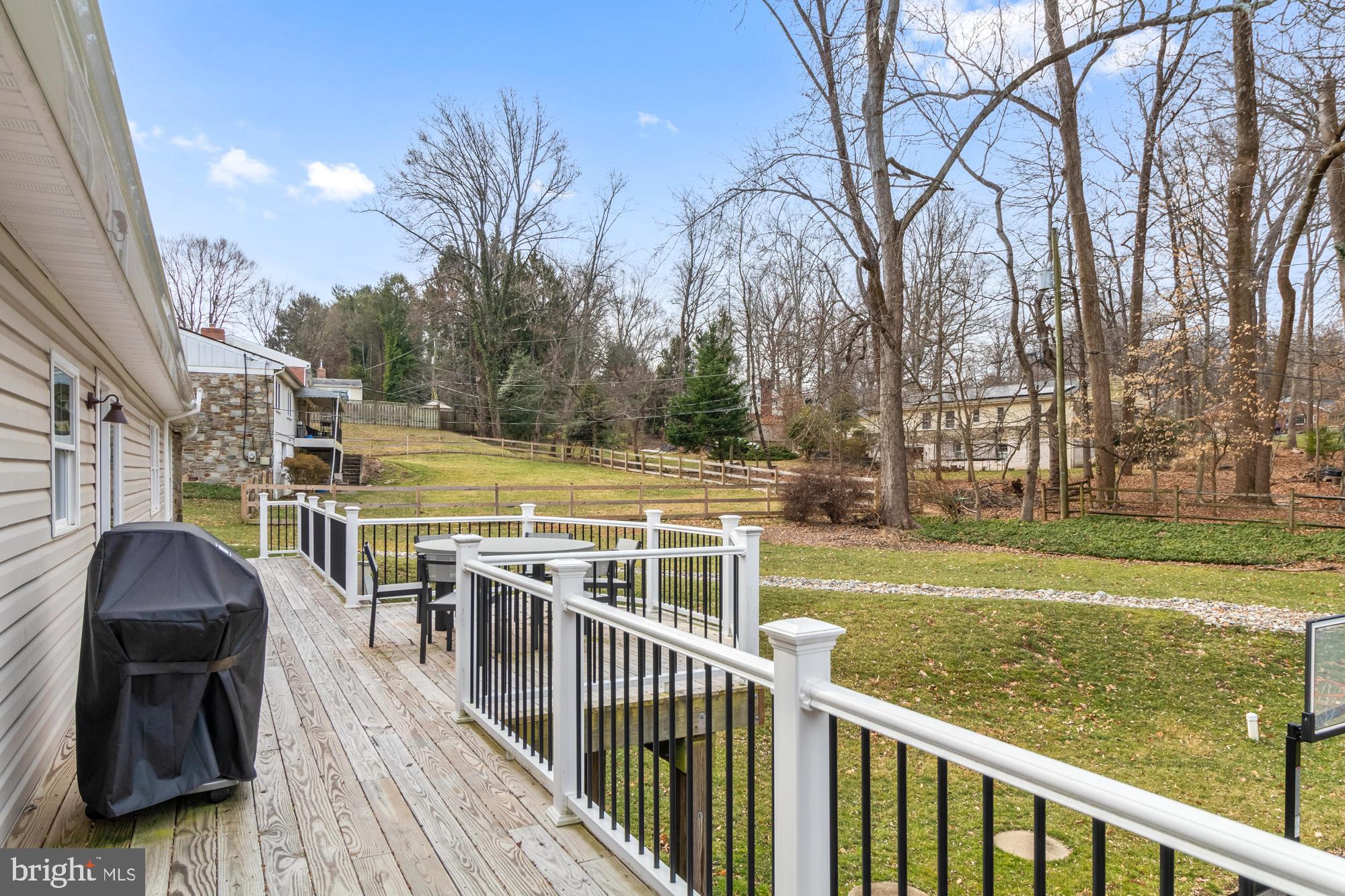 1406 AUTUMN LEAF ROAD