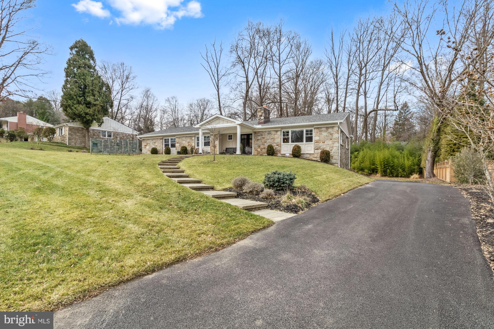 1406 AUTUMN LEAF ROAD