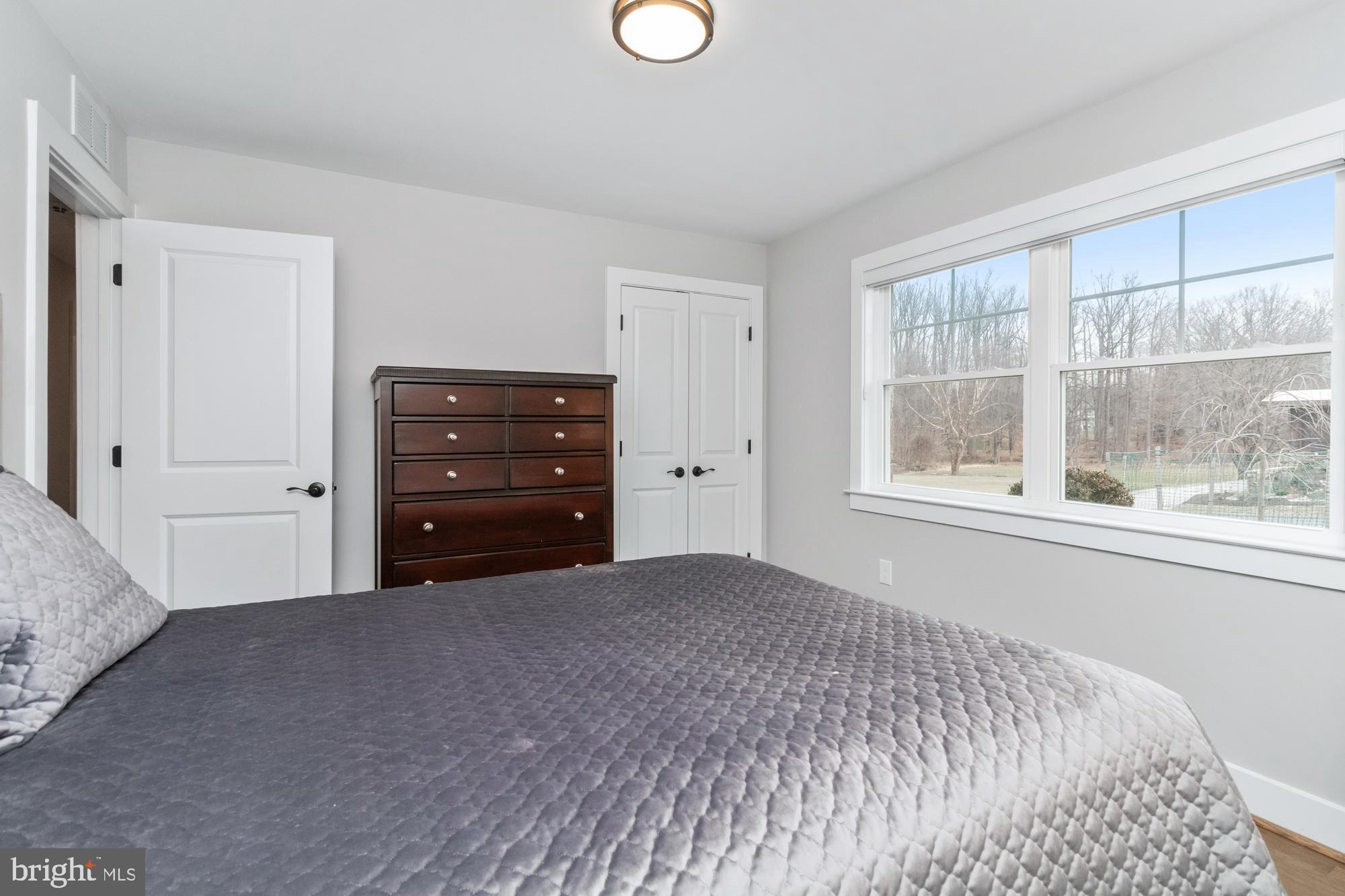 1406 AUTUMN LEAF ROAD