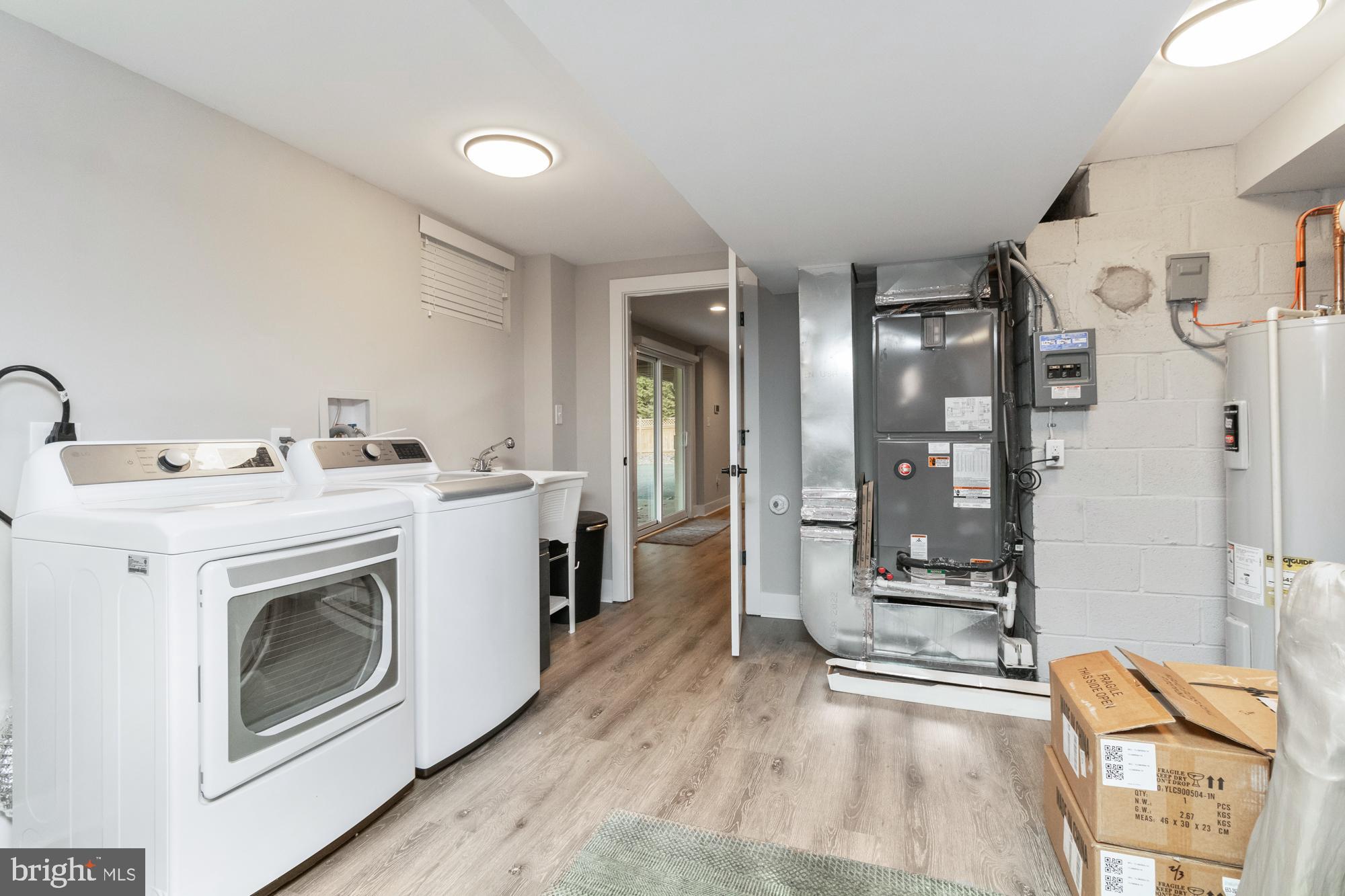 1406 AUTUMN LEAF ROAD