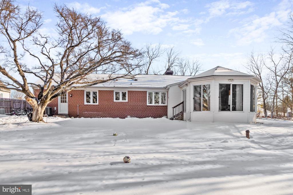 206 MOSER LANE