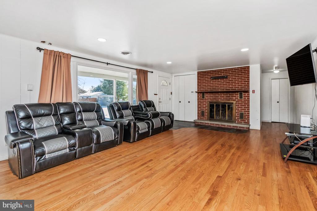 206 MOSER LANE