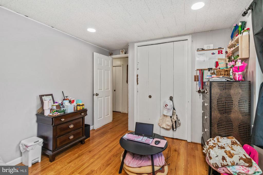 206 MOSER LANE