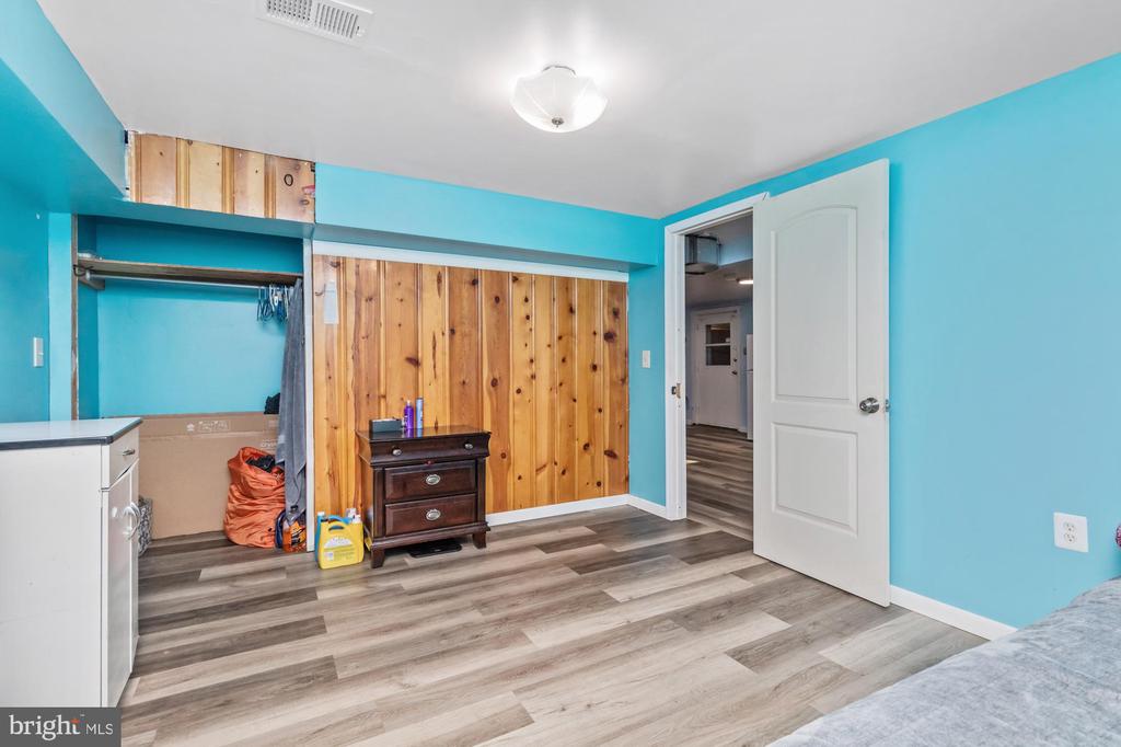206 MOSER LANE