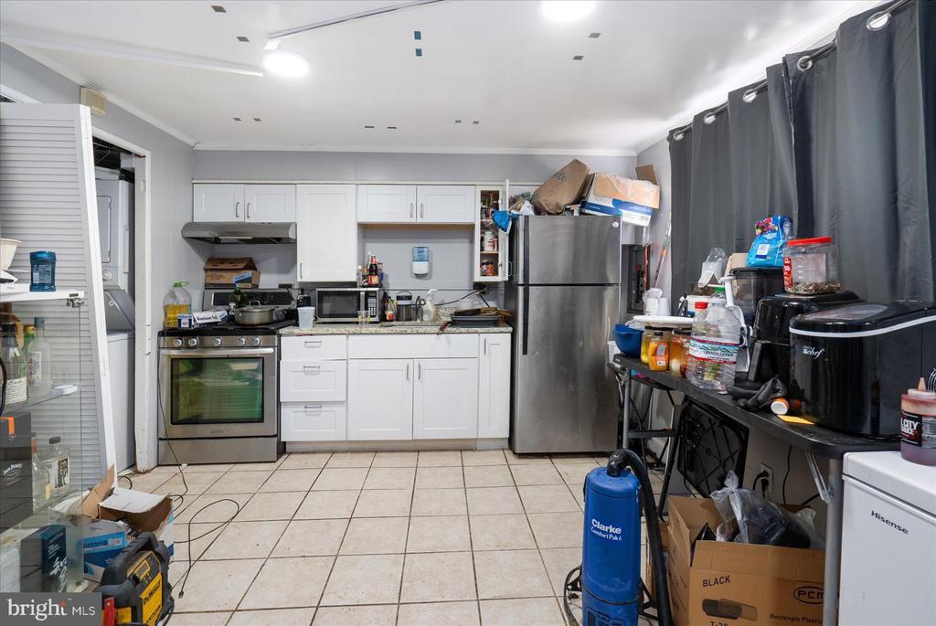 503 CARLSBAD COURT