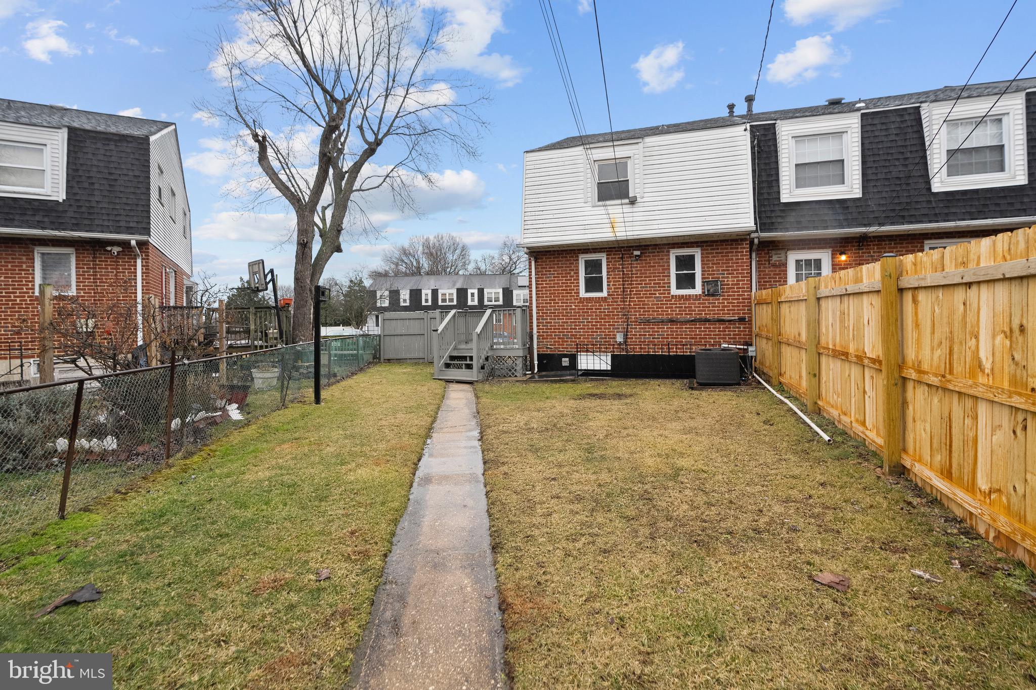 5709 VAN DYKE ROAD