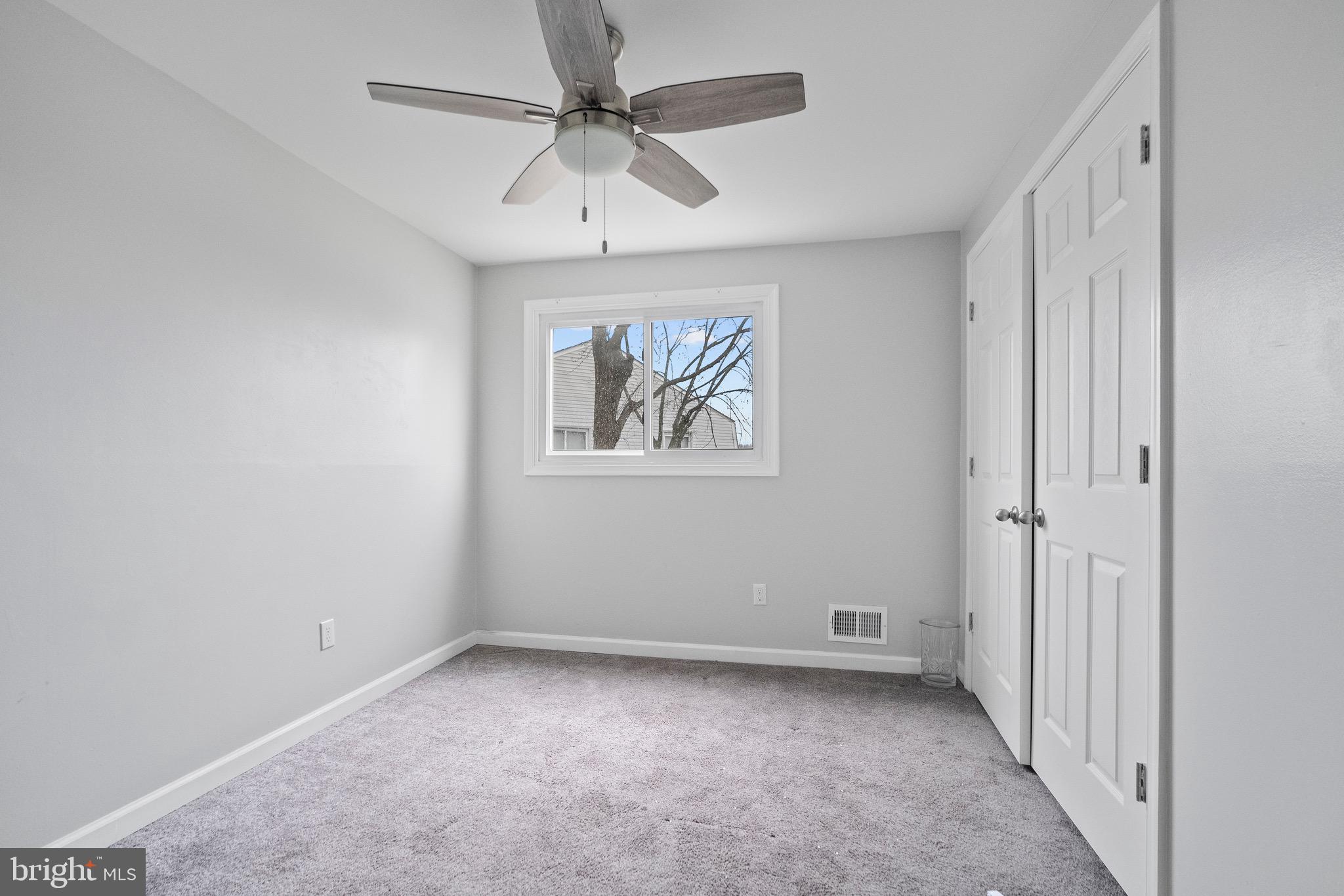 5709 VAN DYKE ROAD