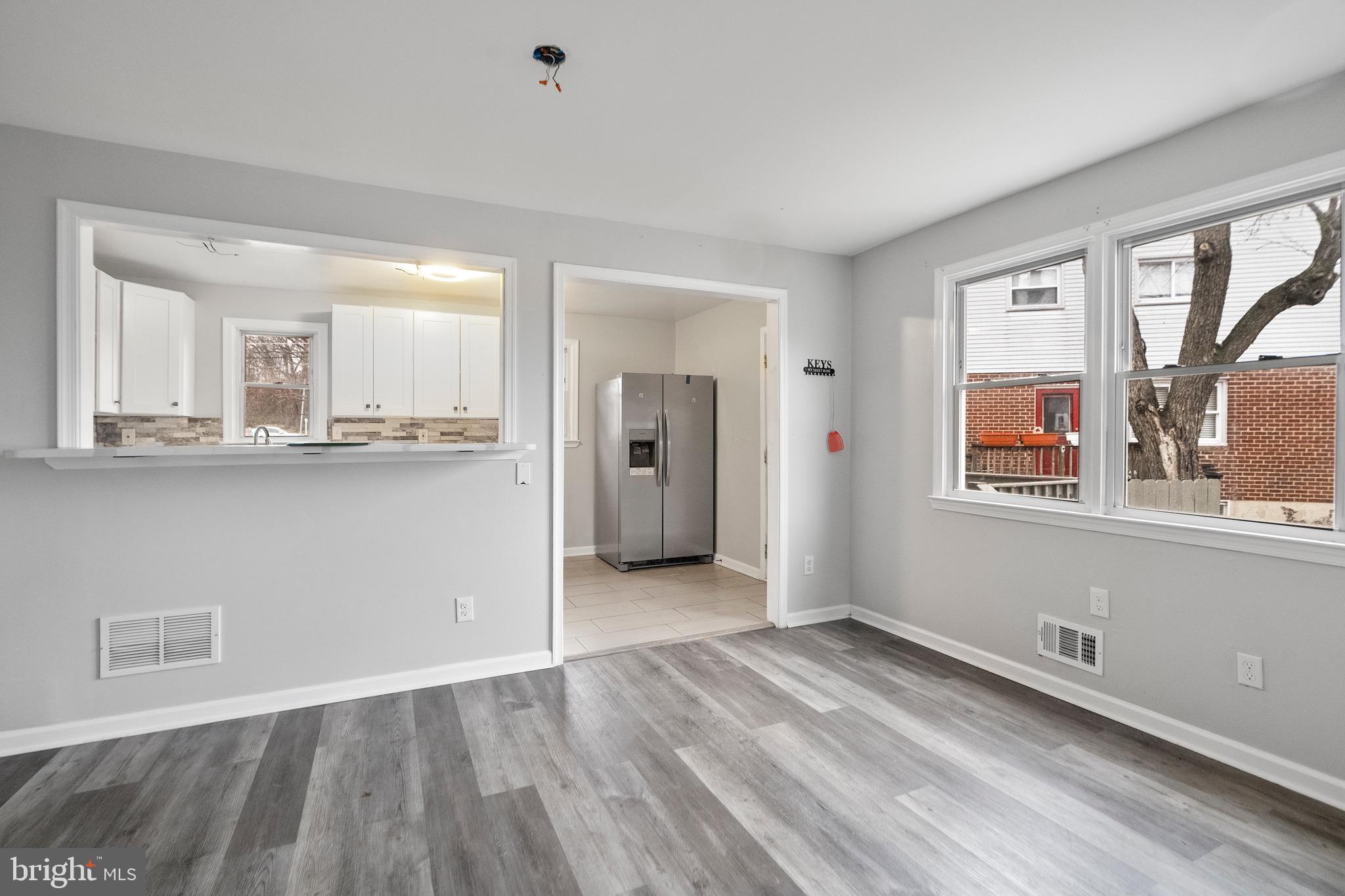 5709 VAN DYKE ROAD