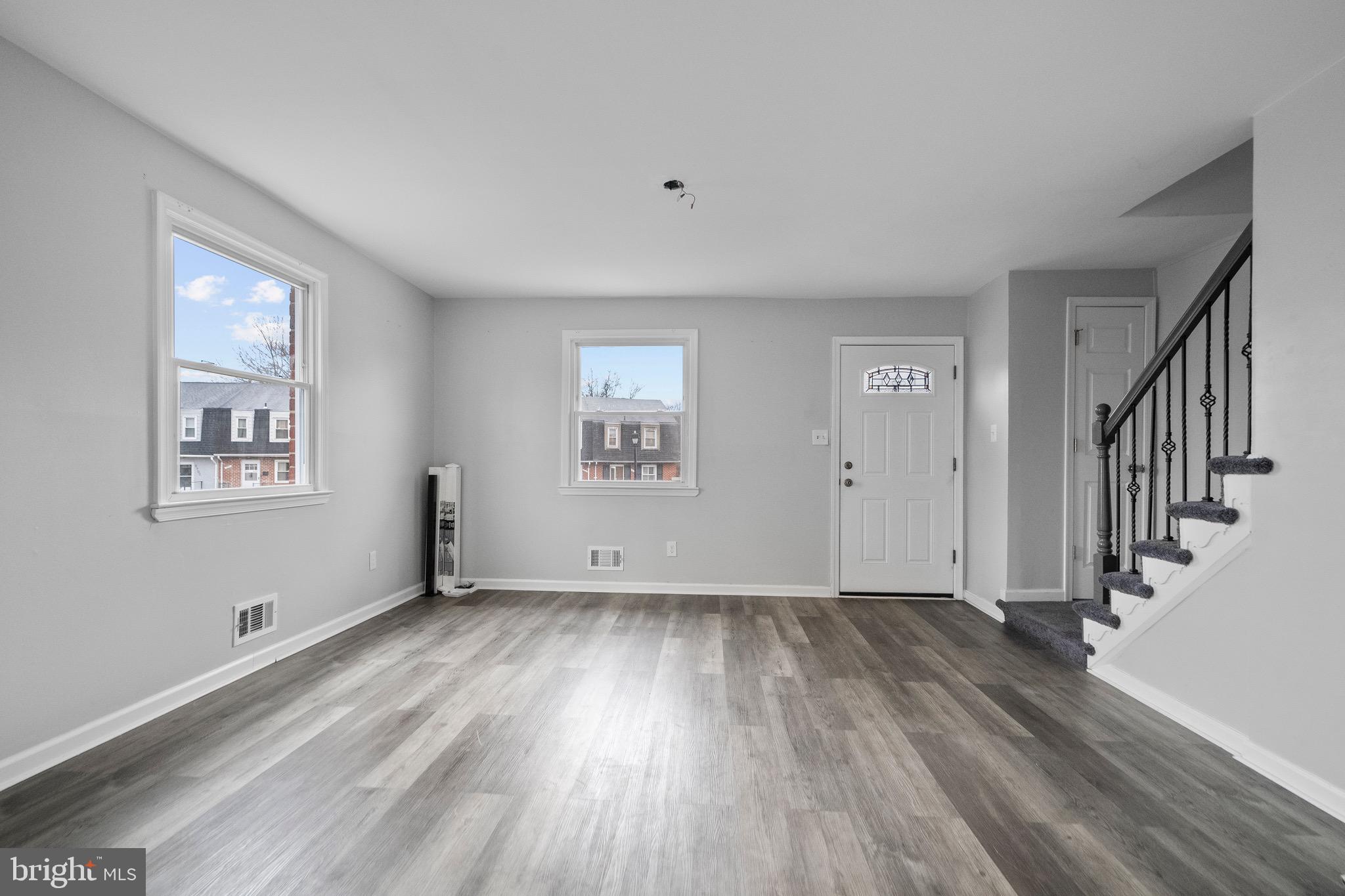 5709 VAN DYKE ROAD
