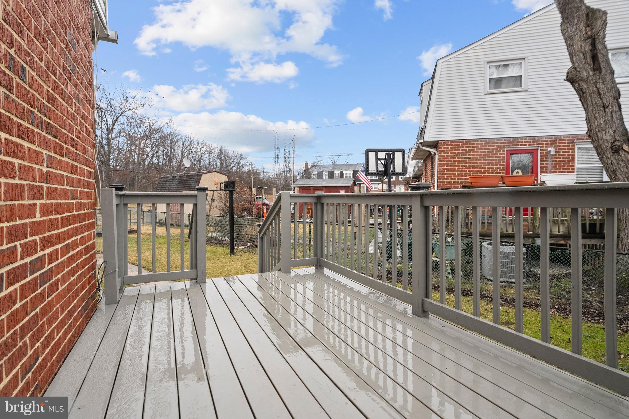 5709 VAN DYKE ROAD