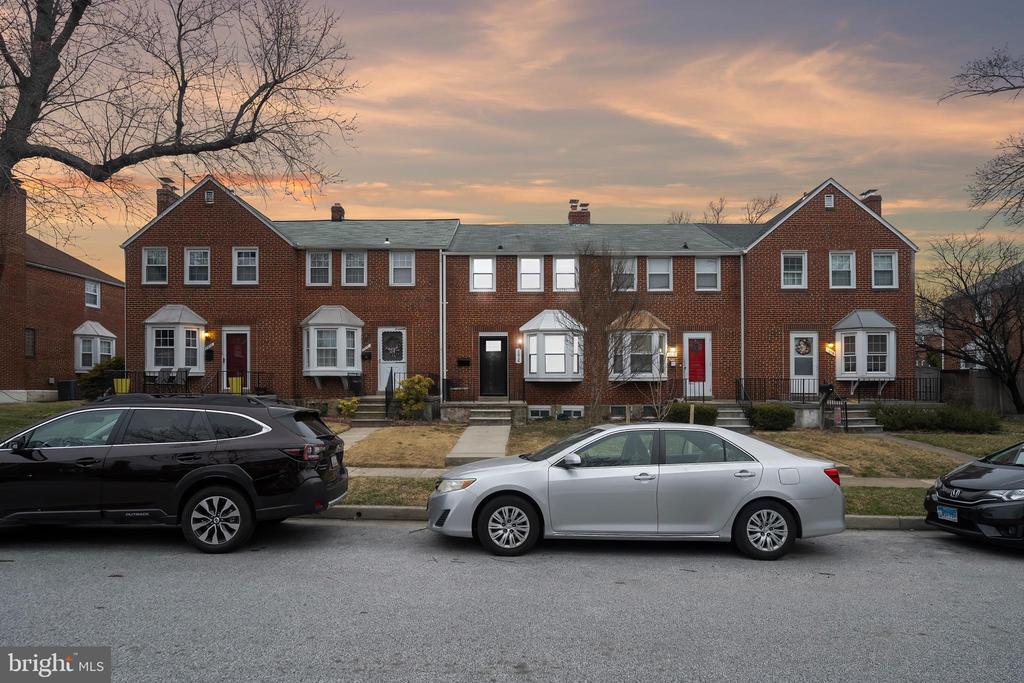 1614 HARDWICK ROAD