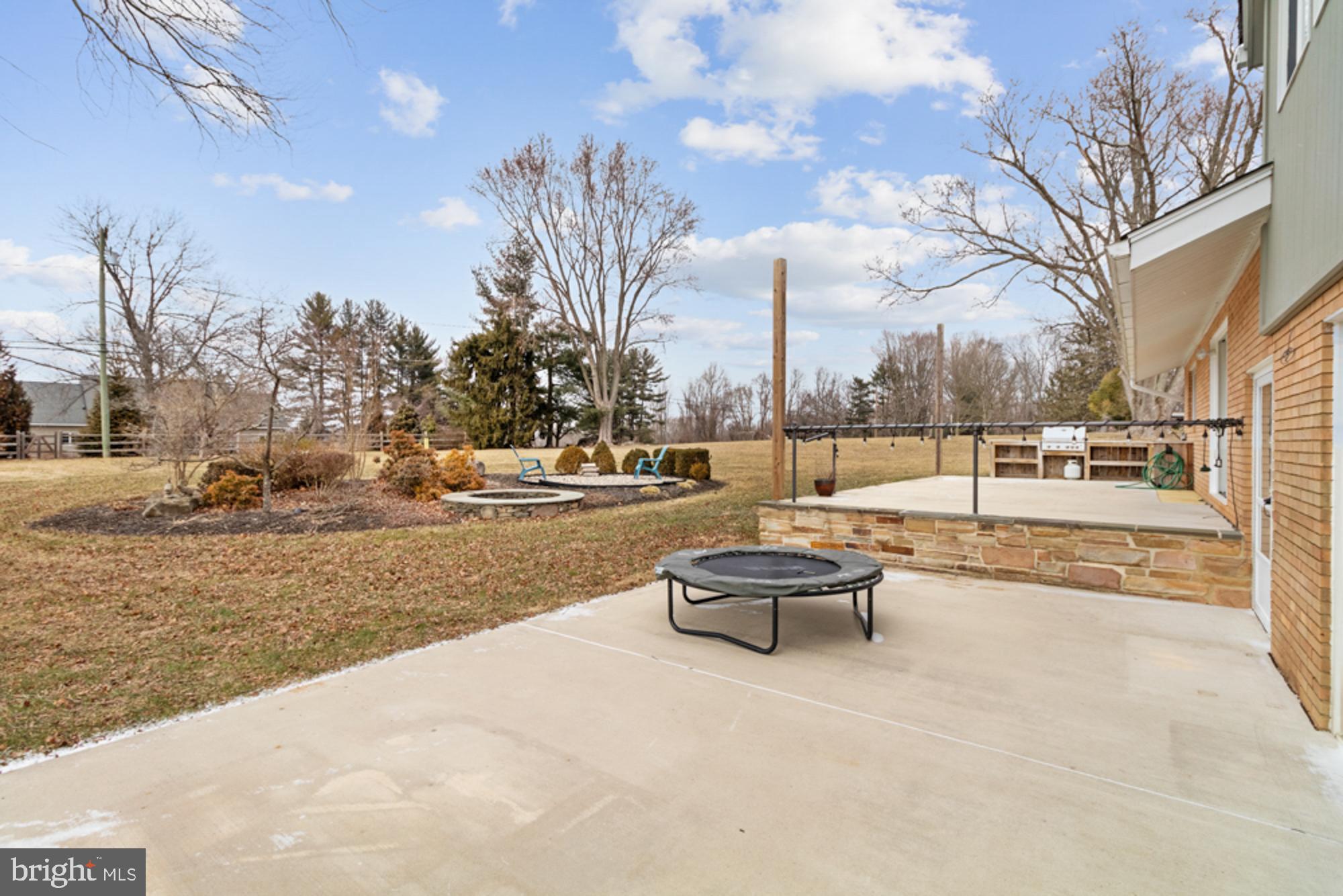 2414 STANWICK ROAD