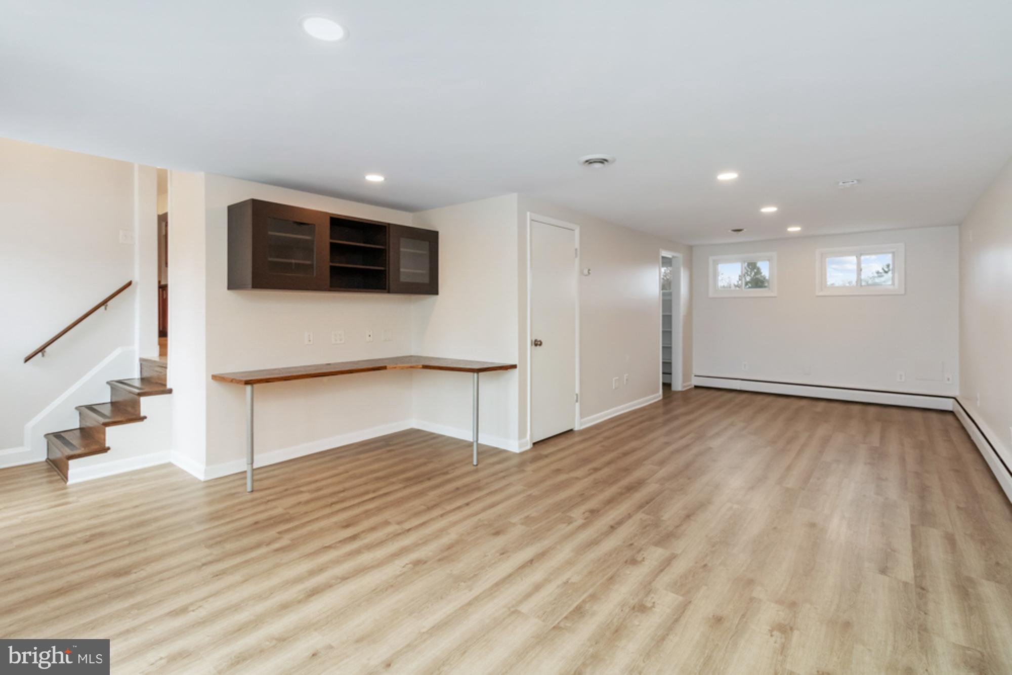 2414 STANWICK ROAD