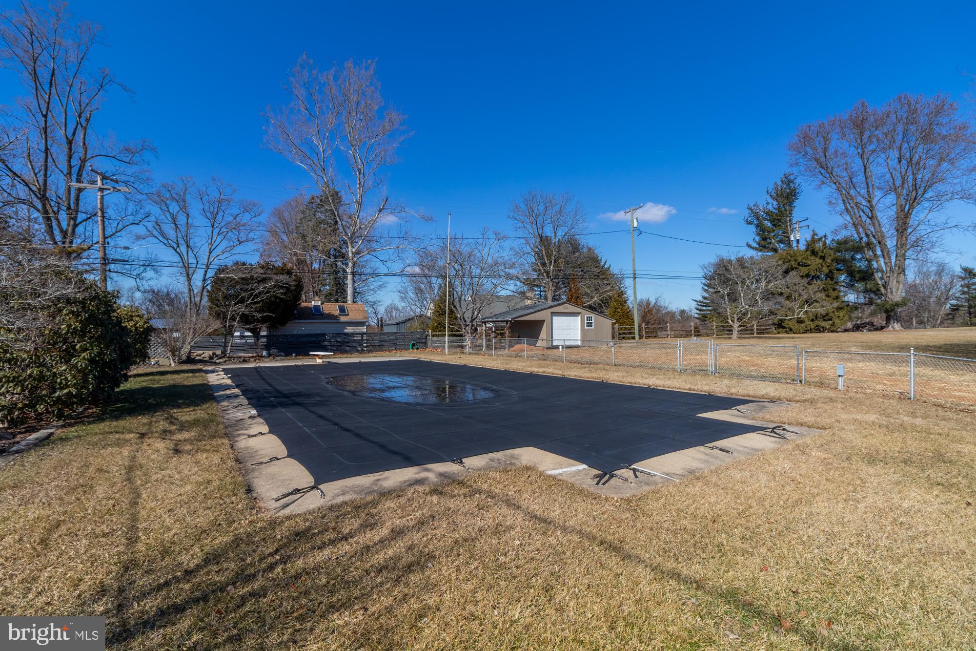 2414 STANWICK ROAD