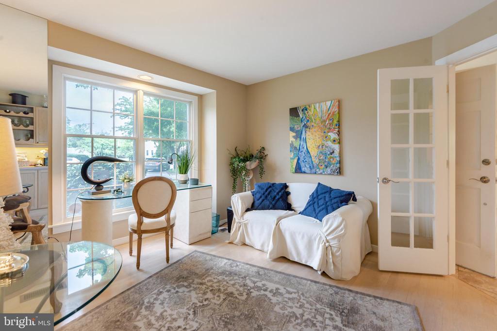 10 BROOKFIELD GARTH