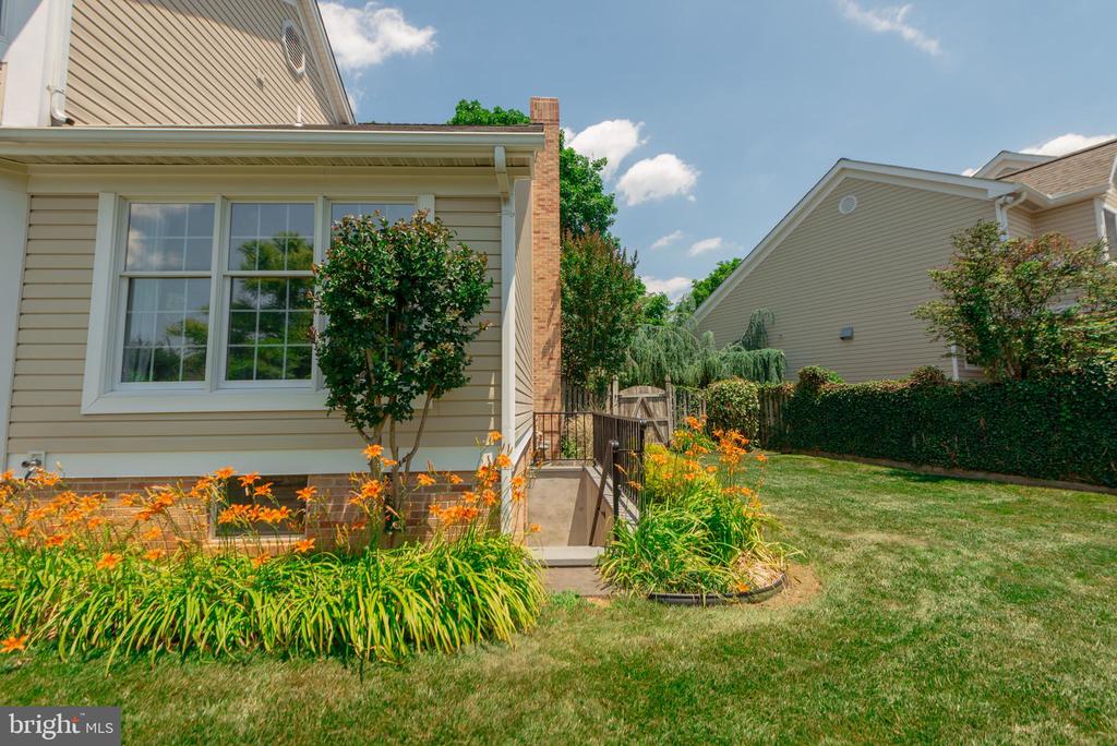 10 BROOKFIELD GARTH