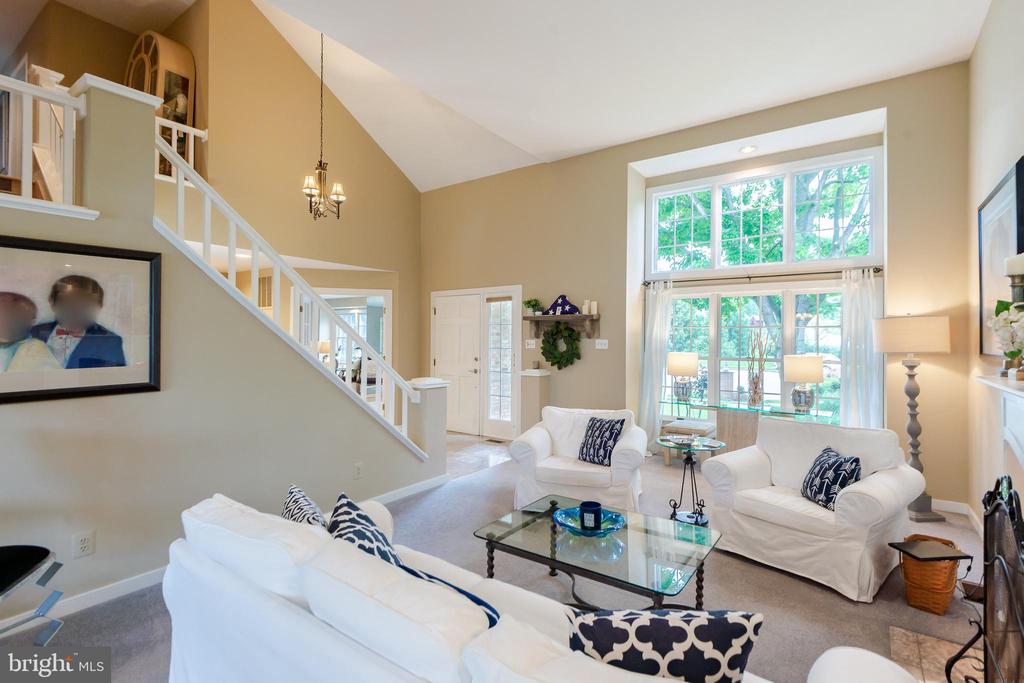 10 BROOKFIELD GARTH