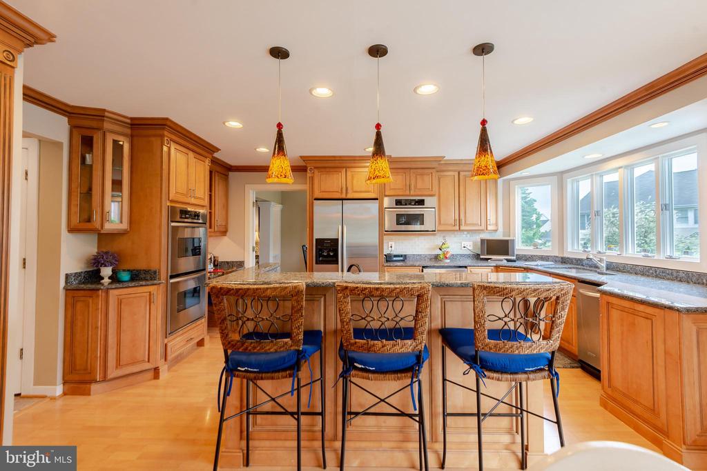 10 BROOKFIELD GARTH