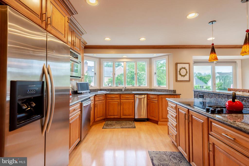 10 BROOKFIELD GARTH