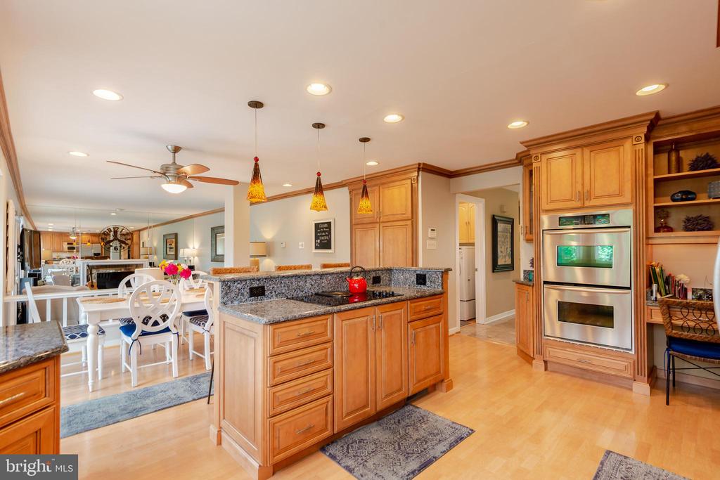 10 BROOKFIELD GARTH