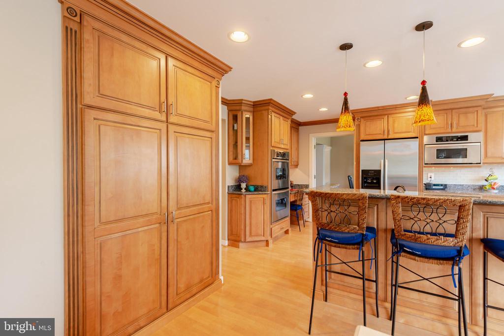 10 BROOKFIELD GARTH