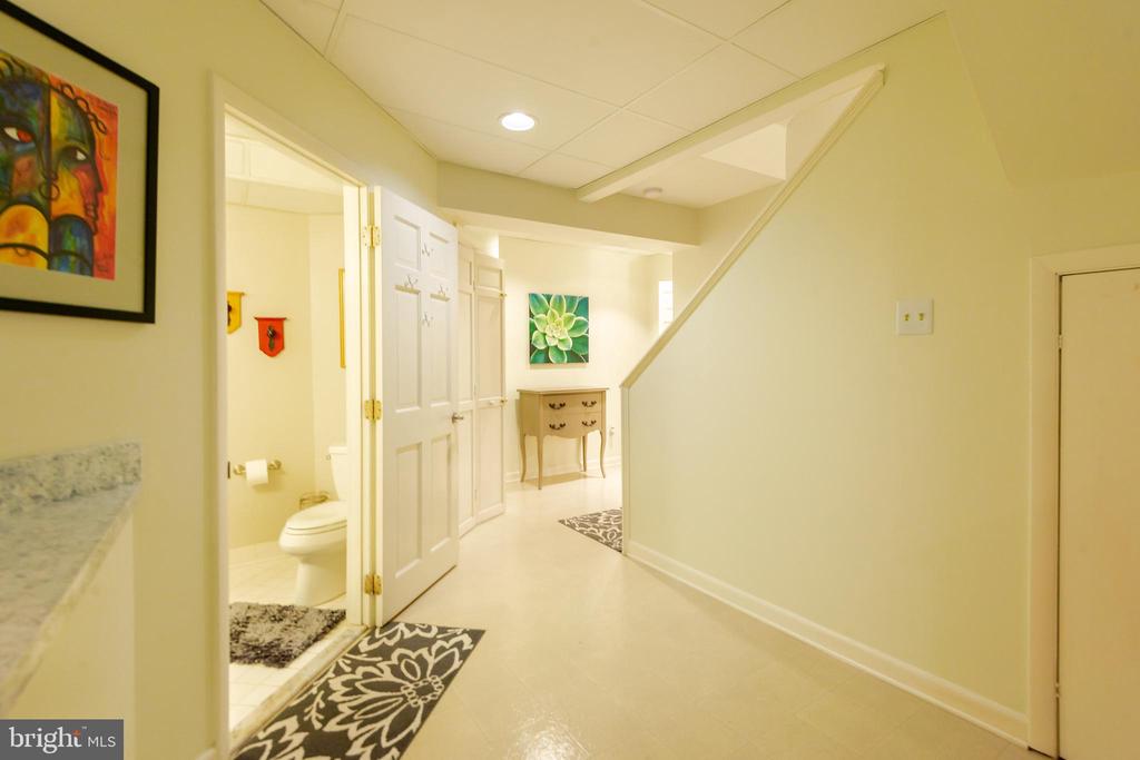 10 BROOKFIELD GARTH