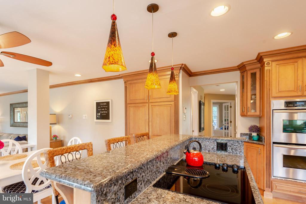 10 BROOKFIELD GARTH