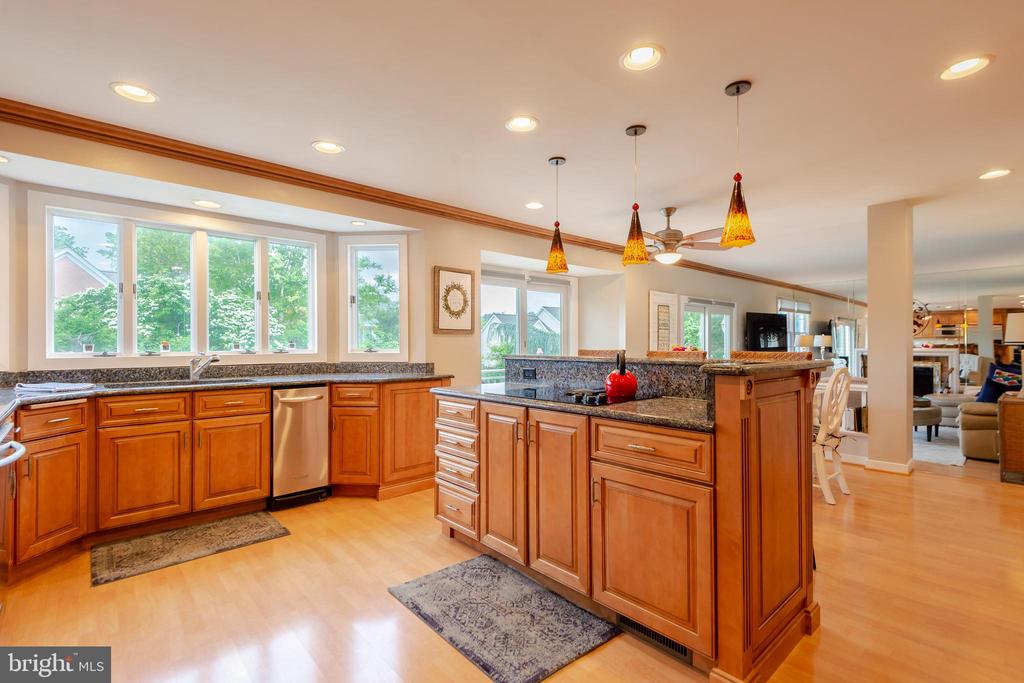 10 BROOKFIELD GARTH