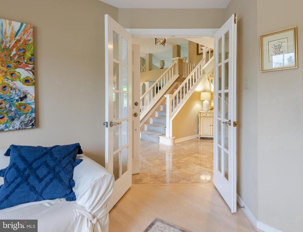 10 BROOKFIELD GARTH