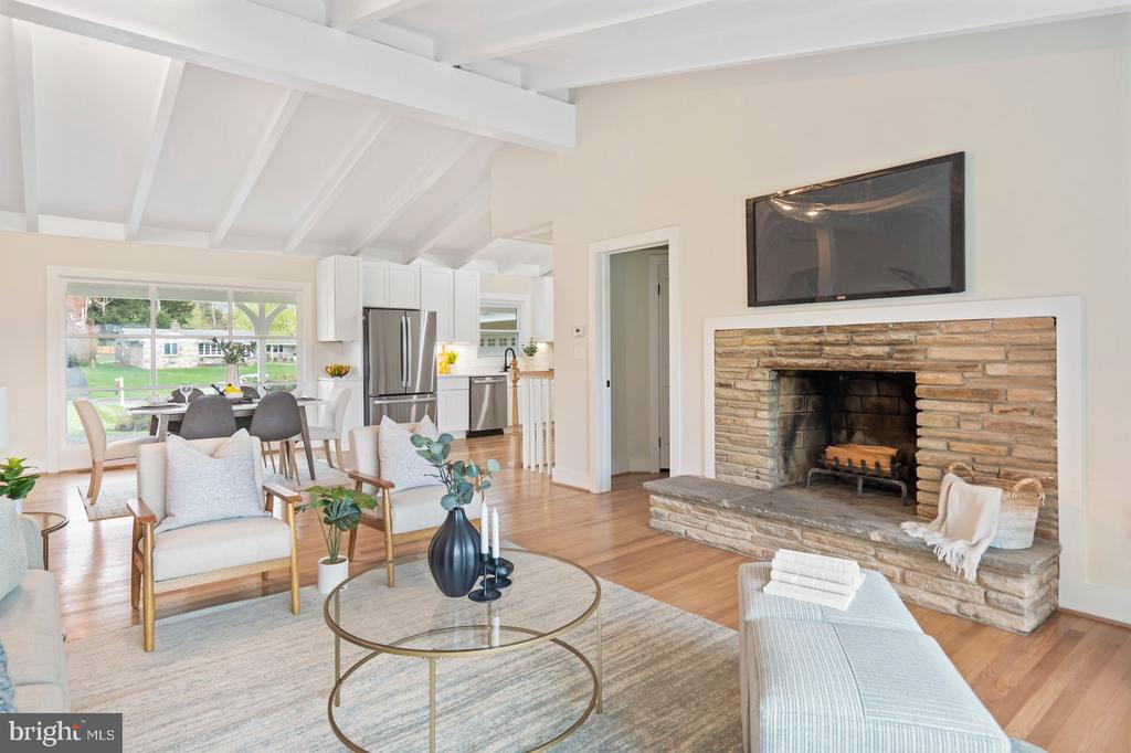 556 VALLEY VIEW ROAD