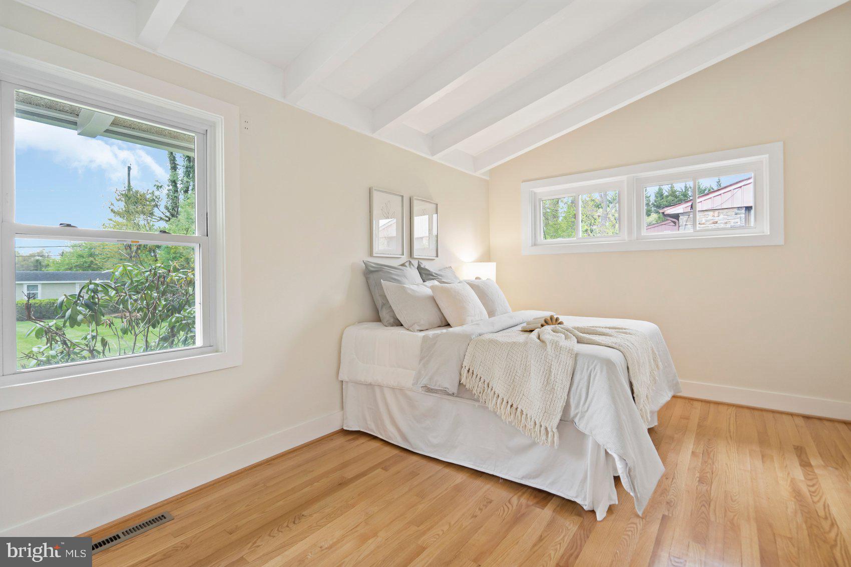 556 VALLEY VIEW ROAD