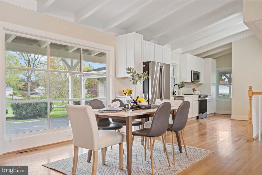556 VALLEY VIEW ROAD