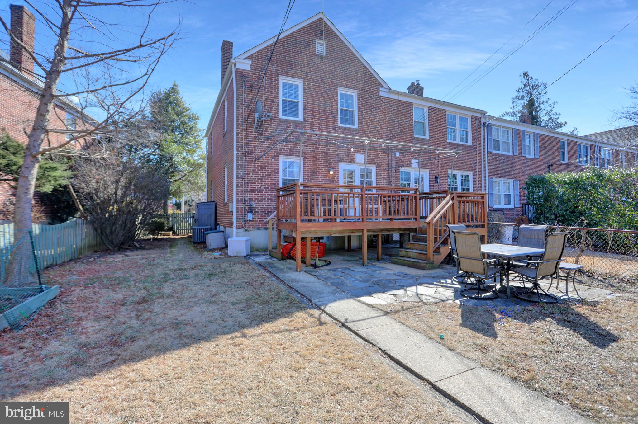 146 STEVENSON LANE