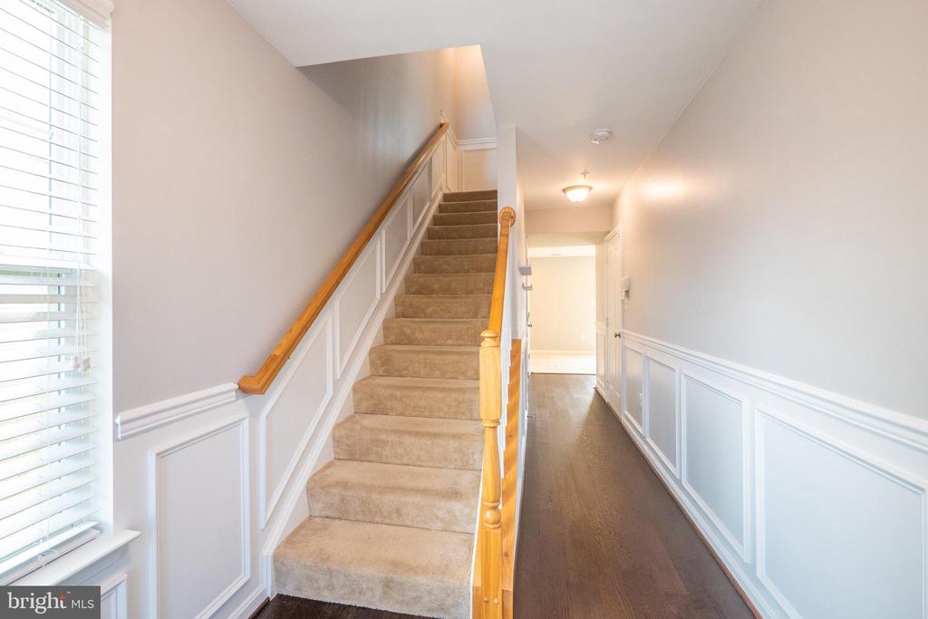7652 TOWN VIEW DRIVE